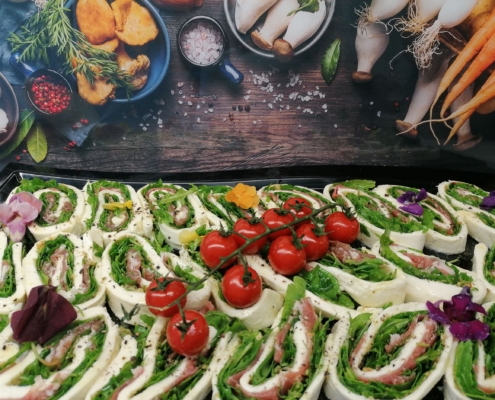 Gefuellter Mozzarella mit Parmaschinken