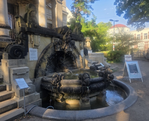 Wunschbrunnen am Buddehaus